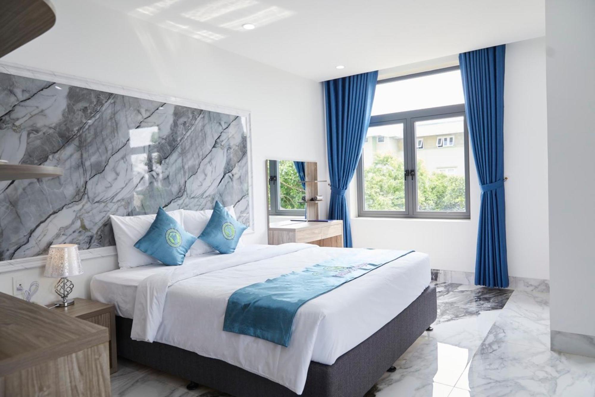 Khang Thinh Hotel Long Thanh Exterior photo